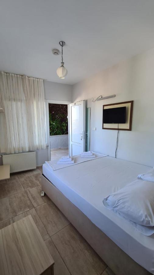 Begonvil Otel Çeşme Εξωτερικό φωτογραφία